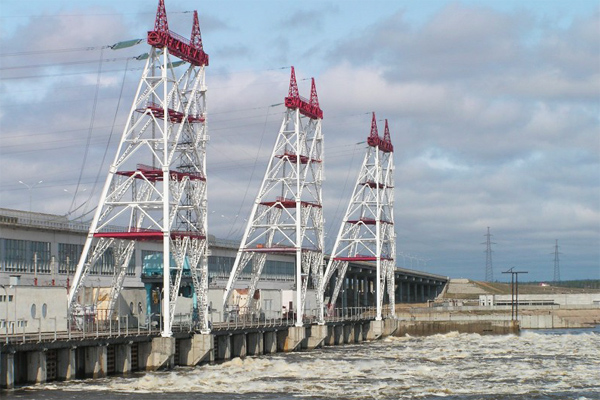 Завершено оснащение гидроагрегатов Чебоксарской ГЭС новыми выключателями и защитами